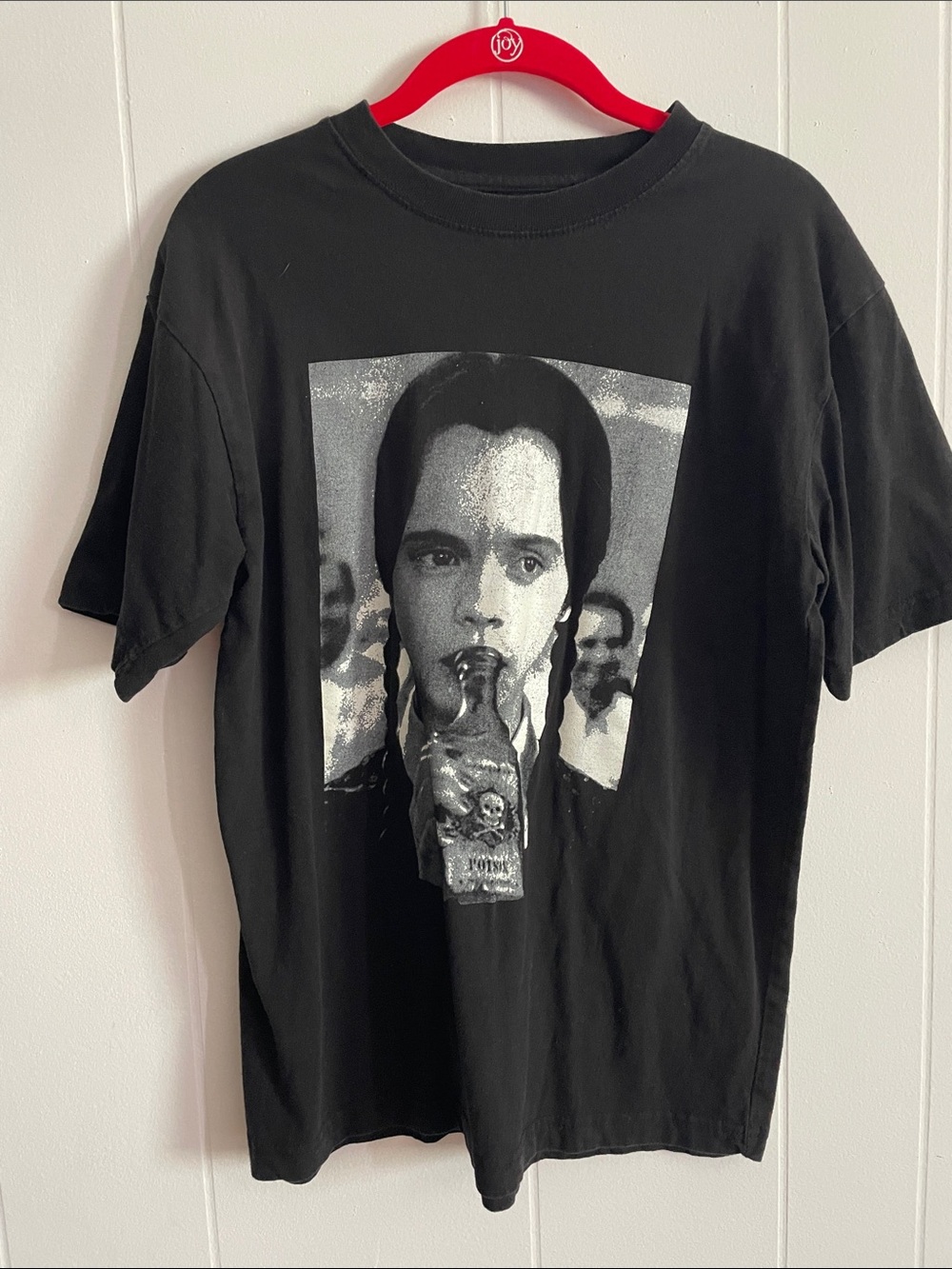 Black Graphic Short-Sleeve Crewneck T‑Shirt